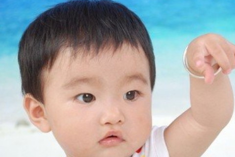 倒三角形臉型人的性格?倒三角形臉型的男人